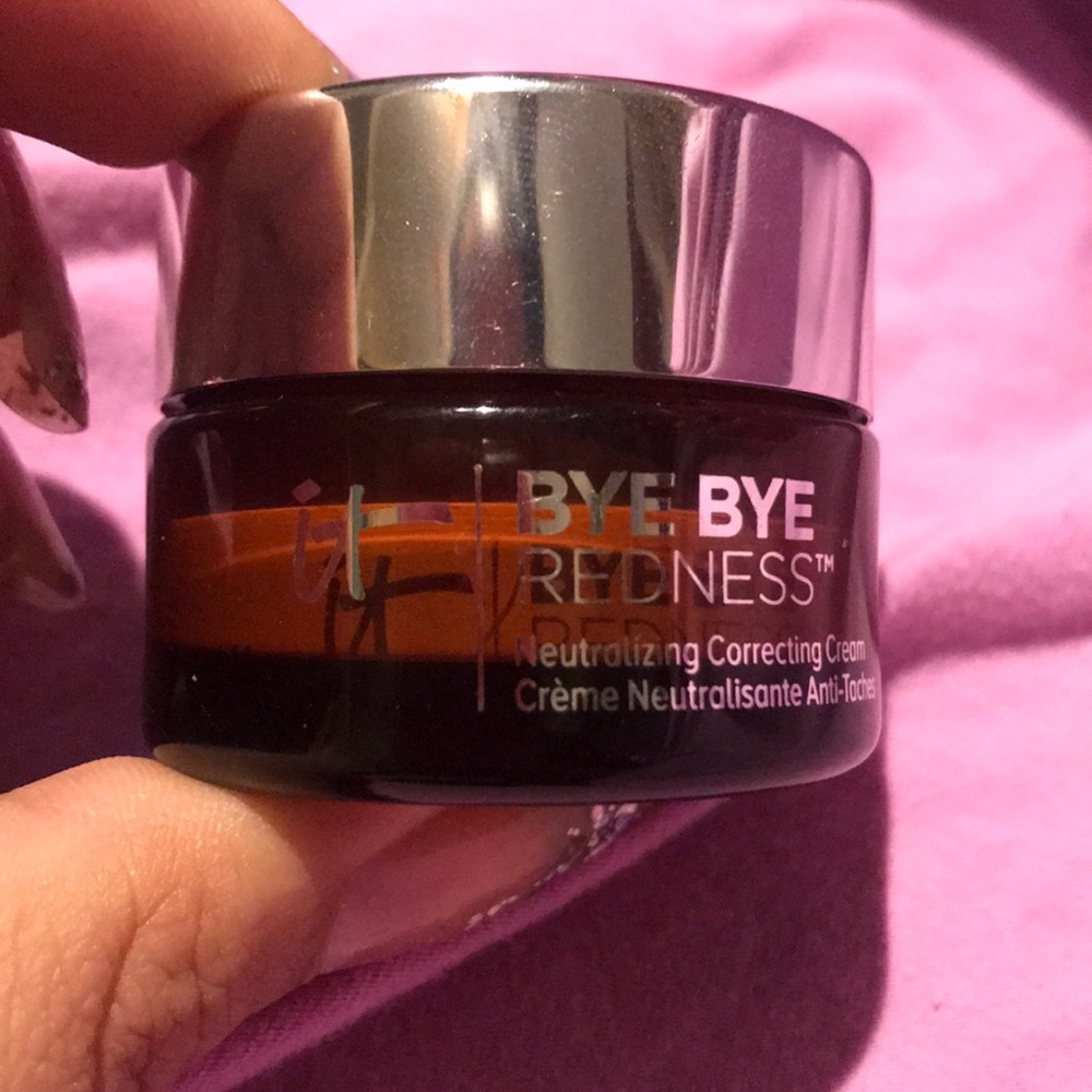 Bye Bye Redness Correcting Cream